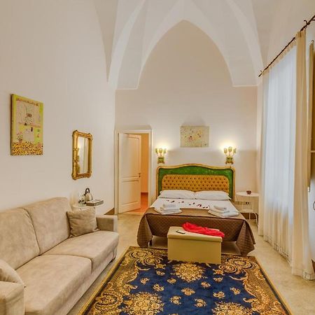 Bed and Breakfast Dimora San Leucio Lecce Exterior foto